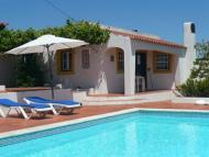 Foto van Bungalows Casal Famalicao in Sao Marthinho do Porto