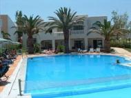 Foto van Hotel Amalthia Beach Resort in Agia Marina